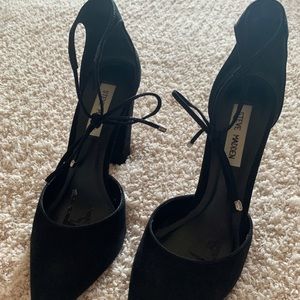 Steve Madden Black Pumps